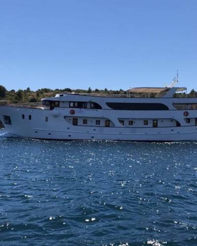 Krstarenje Jadranom - Krk, Rab, Zadar, Silba, Olib, Mali Lošinj, Cres, Krk